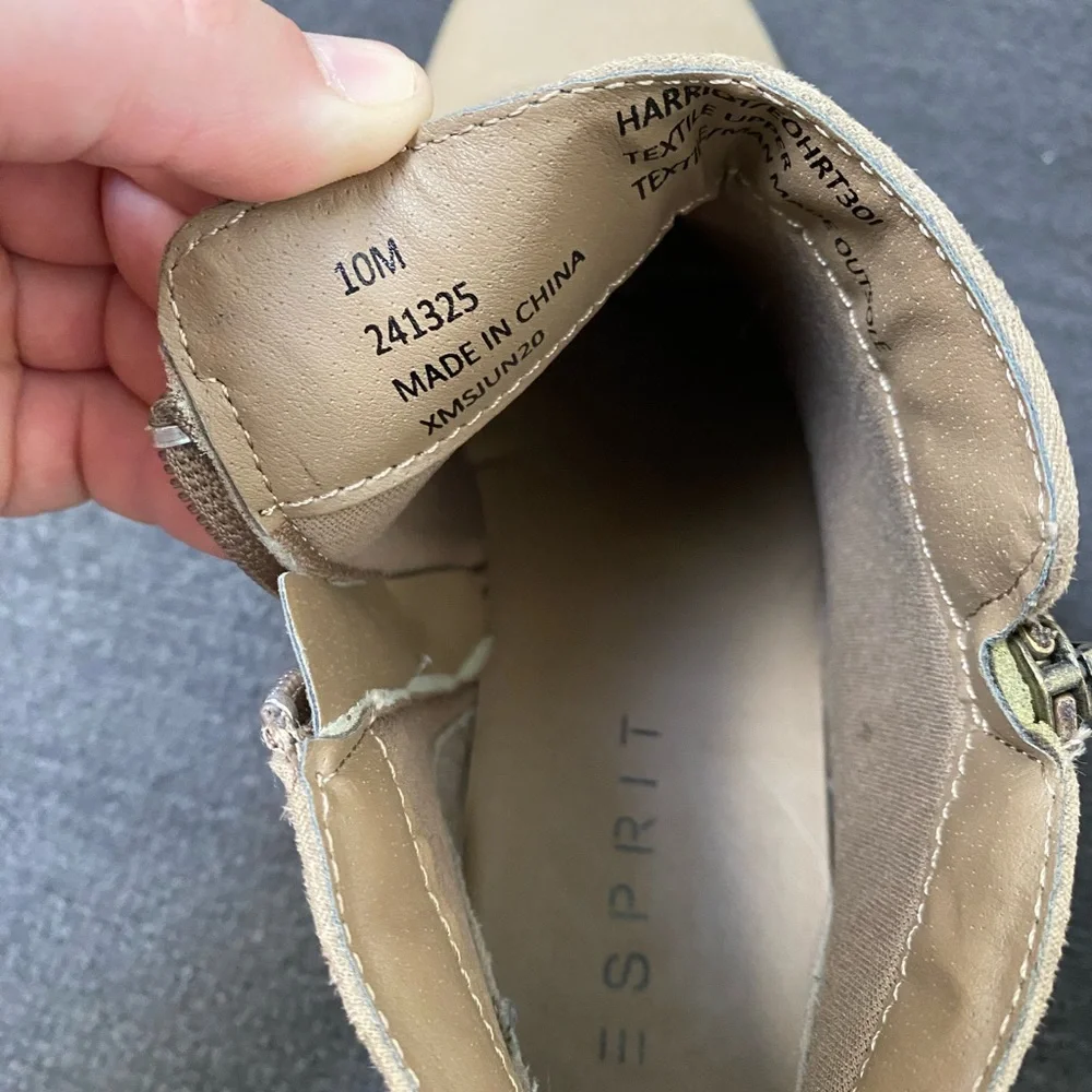 Booties - Picture 4 of 4